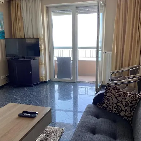 Apartment Sunshine Club 218 Wellness Apartman Siofok